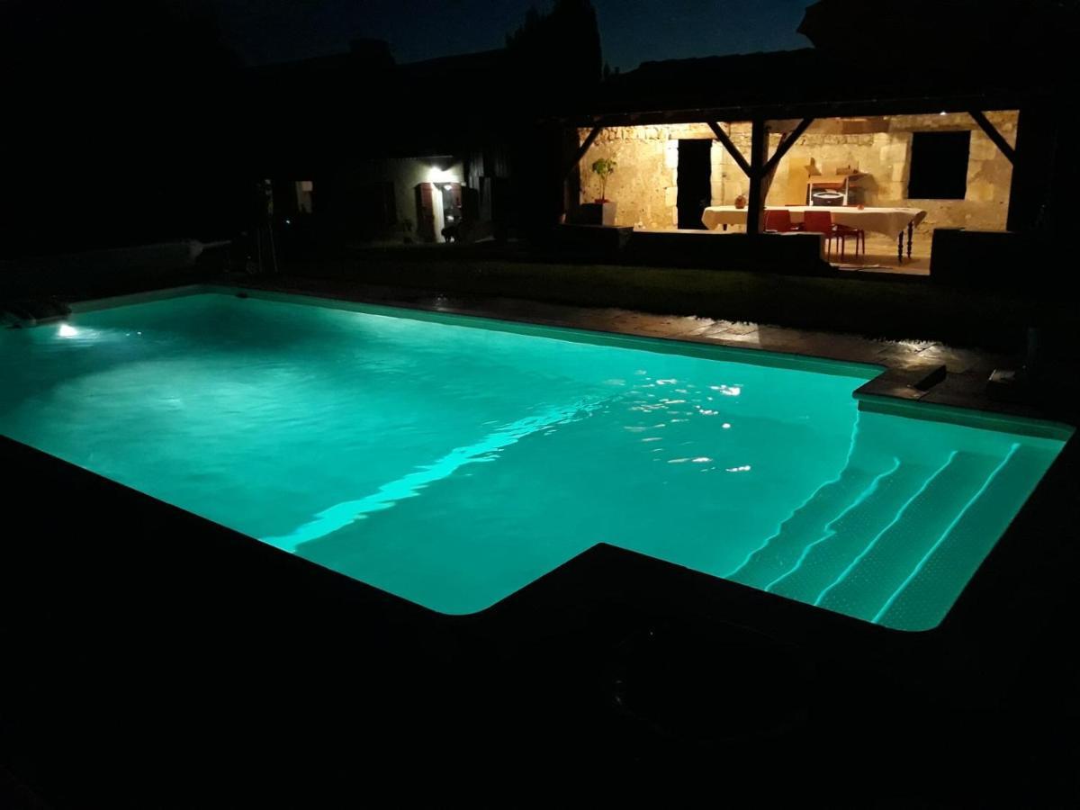 La Girafe Bleue Bed & Breakfast Lunas  Екстериор снимка