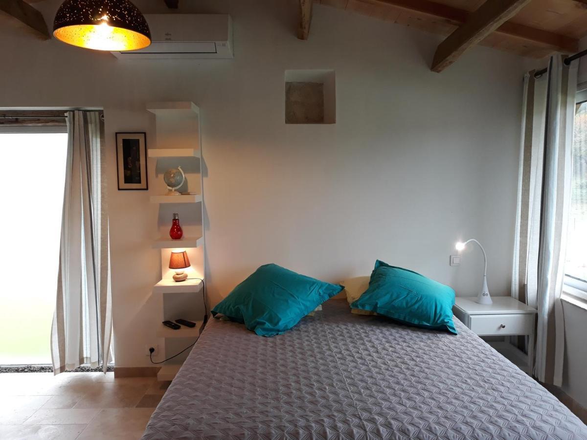 La Girafe Bleue Bed & Breakfast Lunas  Екстериор снимка
