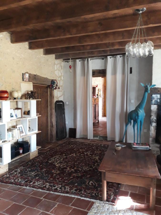 La Girafe Bleue Bed & Breakfast Lunas  Екстериор снимка
